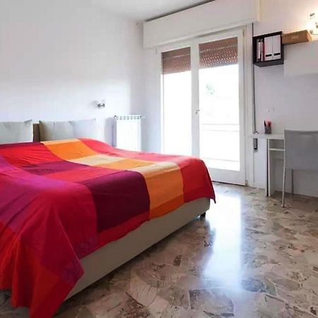 A Soli 15 Minuti Da Venezia Bus Sotto Casa Mestre Exterior foto